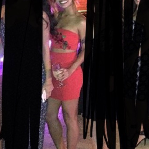 DONATED Tube top & Mini Skirt Co-ord Set - Picture 5 of 5